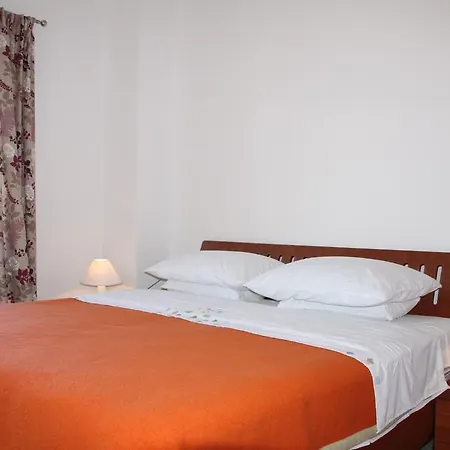 Holiday Slavica A6 Prázdninový dům Pag Town